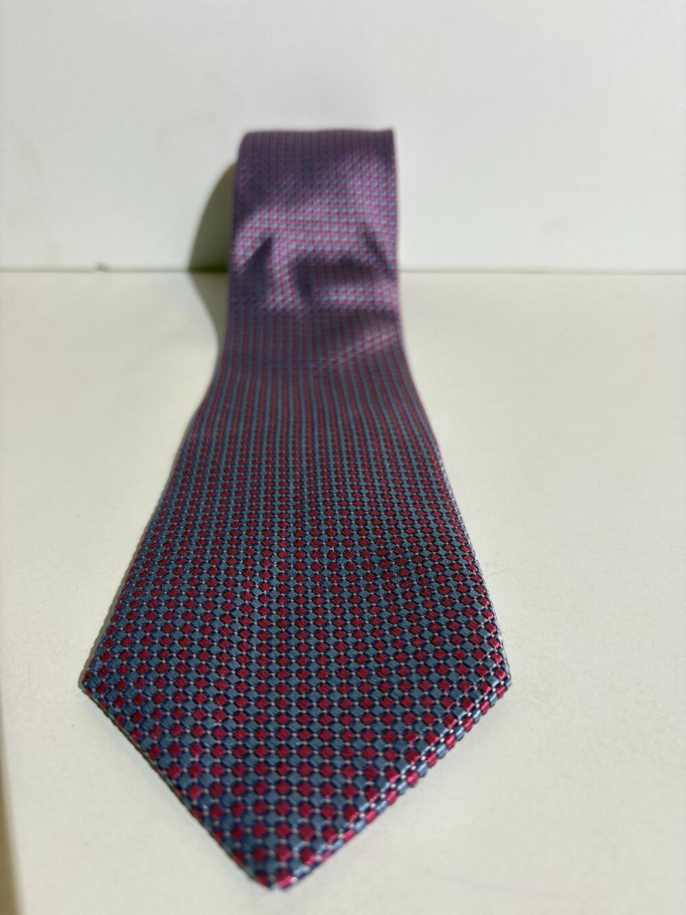 USA Made IKE Behar New York Tie Grey/Red 100% Silk